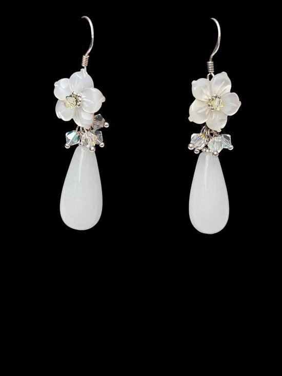 Unbranded Jewelry - Handmade White Flower Drop Earrings Crystal Beaded Dangle Teardrop Elegant...